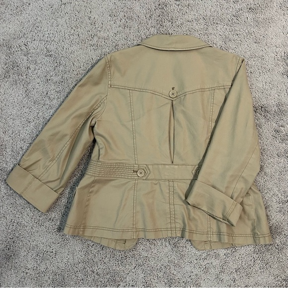 Loft Women’s Jacket - 10 - Picture 3 of 3